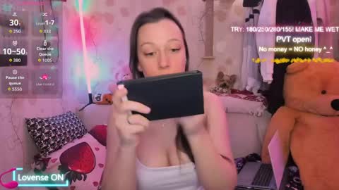 Hello sweet I am Lilly Lets have fun  The show will start around 600 PM GTM or 100 PM GTM  online show from 05/04/26, 08:16