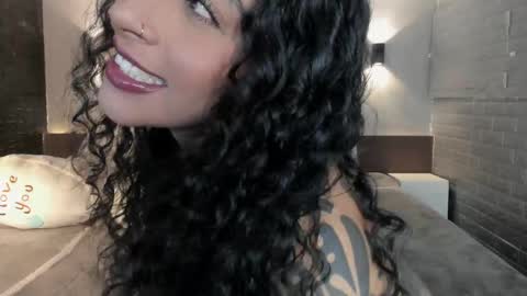 Snapshot of magic_marg chatting on 04/13/26, 10:26 Marge online show from 04/13/26, 10:26