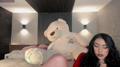 Snapshot of magic_marg chatting on 04/25/26, 10:07 Marge online show from 04/25/26, 10:07