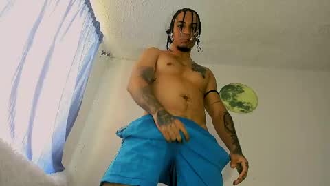 Snapshot of magic_mike_26 chatting on 04/18/26, 01:26 Magic Mike online show from 04/18/26, 01:26