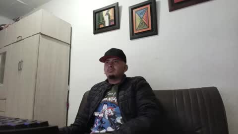 magic_milk23 online show from 09/10/25, 02:22