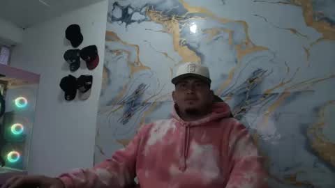 magic_milk23 online show from 02/07/26, 11:14