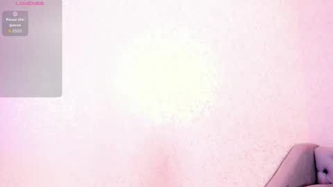 Snapshot of magic_rouse chatting on 12/19/25, 04:30 M Rss online show from 12/19/25, 04:30