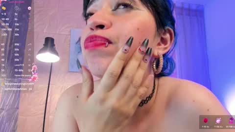 Snapshot of magic_sofii chatting on 02/20/25, 12:19 S  online show from 02/20/25, 12:19