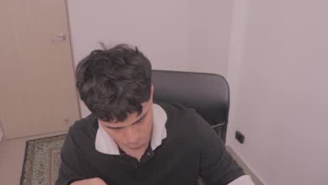 Tony Hoffa online show from 10/05/25, 05:22