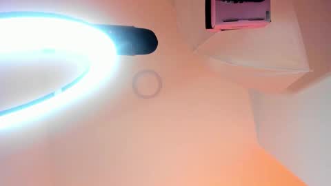 Snapshot of magic_vera chatting on 03/04/26, 10:10 Vera online show from 03/04/26, 10:10