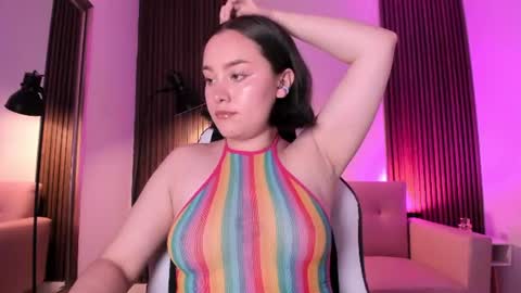 Snapshot of magic_vera chatting on 07/11/26, 03:53 Vera online show from 07/11/26, 03:53