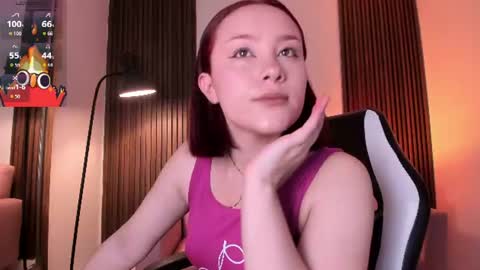 Snapshot of magic_vera chatting on 07/28/26, 05:14 Vera online show from 07/28/26, 05:14