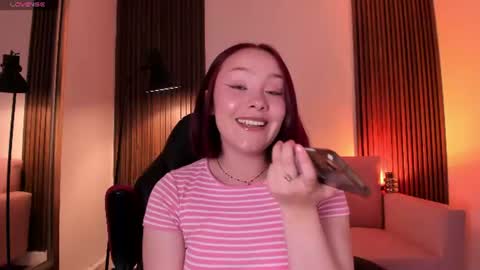 Snapshot of magic_vera chatting on 08/04/26, 03:21 Vera online show from 08/04/26, 03:21