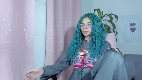 Snapshot of magical_orgasm chatting on 04/12/26, 02:05 Lorelei online show from 04/12/26, 02:05