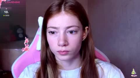 Snapshot of magicladyy chatting on 04/09/26, 06:19 Angel online show from 04/09/26, 06:19