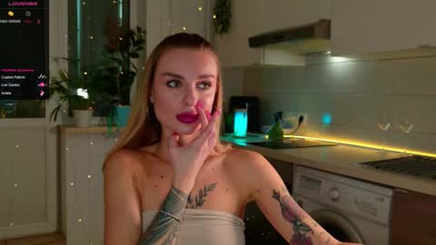 Snapshot of magiclovexo chatting on 03/04/26, 03:56 MagicLove online show from 03/04/26, 03:56