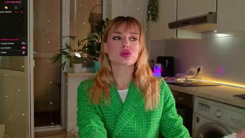 Snapshot of magiclovexo chatting on 03/05/26, 06:53 MagicLove online show from 03/05/26, 06:53