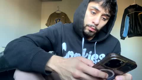 Snapshot of magicmatt230 chatting on 01/12/25, 04:29 magicmatt online show from 01/12/25, 04:29