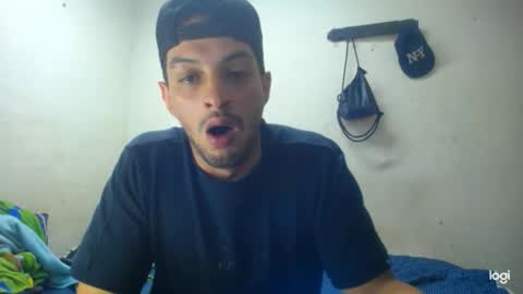 Snapshot of magico_9809 chatting on 03/19/26, 05:00 BRAYAN online show from 03/19/26, 05:00