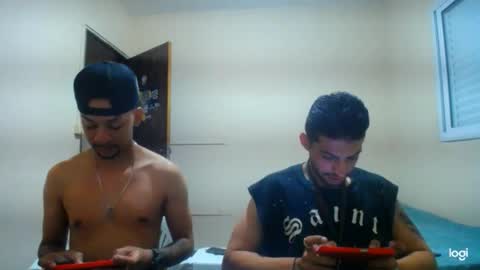 Snapshot of magico_9809 chatting on 04/21/26, 12:01 BRAYAN online show from 04/21/26, 12:01