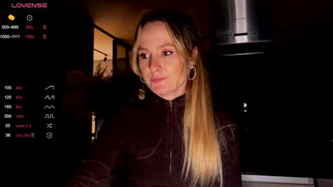 magicpeaach online show from 12/13/24, 08:15