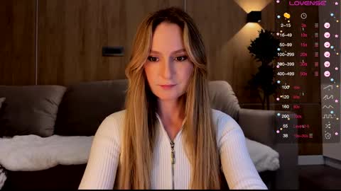 magicpeaach online show from 02/08/25, 04:36