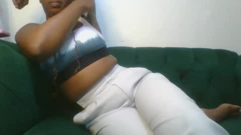 Snapshot of magicpussyy1 chatting on 04/14/26, 07:36 magicbabe online show from 04/14/26, 07:36