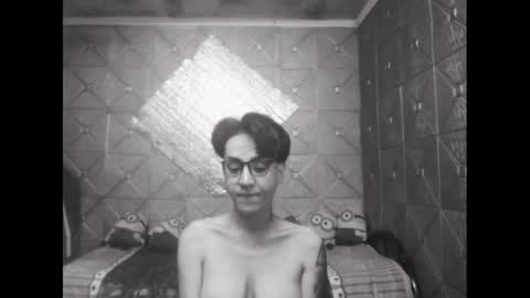 Snapshot of magicsaya chatting on 12/29/24, 07:50 TsKaycee online show from 12/29/24, 07:50