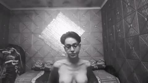 Snapshot of magicsaya chatting on 12/30/24, 01:47 TsKaycee online show from 12/30/24, 01:47