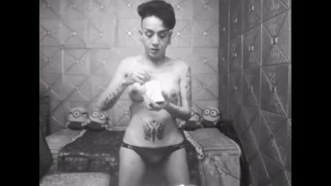 Snapshot of magicsaya chatting on 02/04/25, 02:07 TsKaycee online show from 02/04/25, 02:07