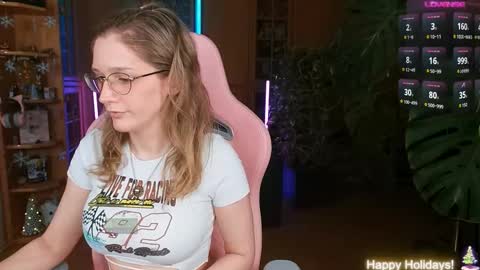 Snapshot of magicstylex chatting on 12/04/25, 06:27 Nicole online show from 12/04/25, 06:27