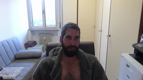 Snapshot of magistermat_ chatting on 10/25/25, 06:32 Magister online show from 10/25/25, 06:32