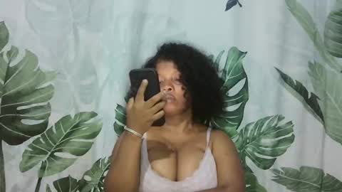 magniah online show from 11/25/25, 03:34