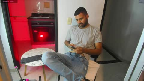 Snapshot of magnus_alejo chatting on 05/23/26, 11:03 Magnus Alejo online show from 05/23/26, 11:03