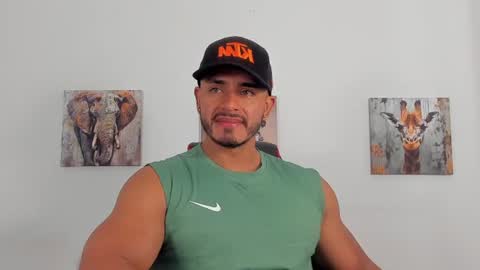 Snapshot of magnusclark chatting on 07/13/26, 05:49 Magnusclark online show from 07/13/26, 05:49
