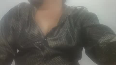 Snapshot of mahi_arora55 chatting on 05/18/26, 04:24 Mahi online show from 05/18/26, 04:24
