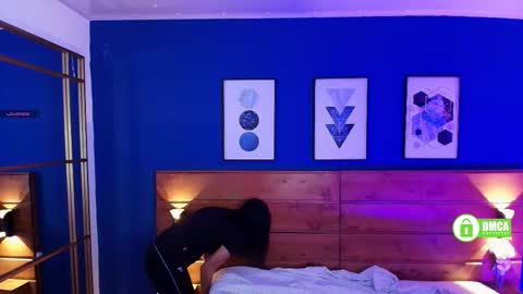 Dani online show from 01/17/26, 11:04