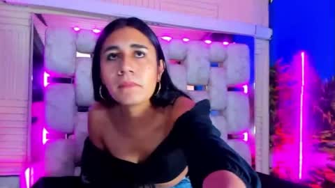 Snapshot of mahiara_hot chatting on 05/19/26, 12:55 mahiara hot online show from 05/19/26, 12:55