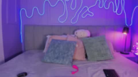 Mai online show from 11/06/25, 07:48