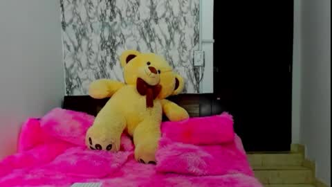 Maia Bronce online show from 02/23/26, 10:12