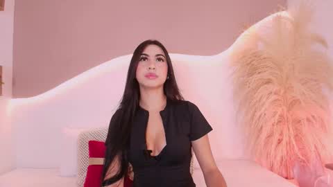 Snapshot of maia_lia_ chatting on 12/21/25, 12:51 MAIA LIA online show from 12/21/25, 12:51