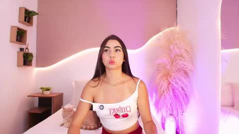 MAIA  LIA  online show from 05/23/26, 10:03