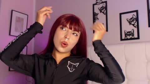 Maia Reficco online show from 04/07/26, 11:43