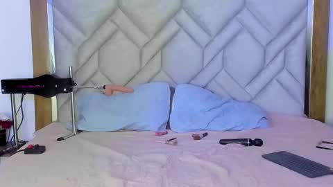 Snapshot of maia_stark_ chatting on 01/04/25, 06:52 Maia Stark online show from 01/04/25, 06:52