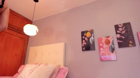 Maia online show from 01/10/26, 12:29