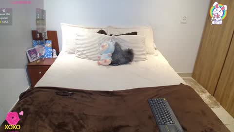 Snapshot of maiaa_evans chatting on 10/29/25, 01:08 t online show from 10/29/25, 01:08