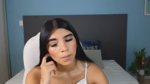 Maiaa Ruiz  online show from 01/02/25, 01:08