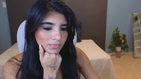 Maiaa Ruiz  online show from 01/11/25, 04:25