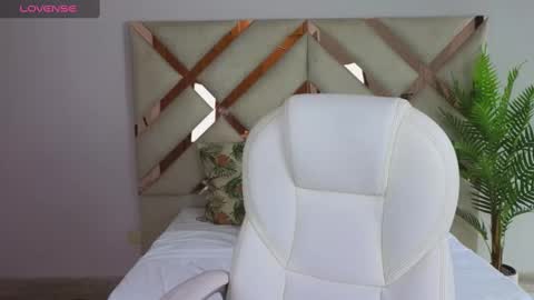 Maiaa Ruiz  online show from 03/07/25, 01:40