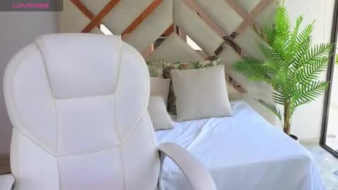 Maiaa Ruiz  online show from 03/08/25, 05:11