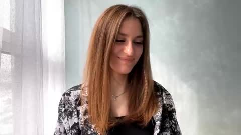 Snapshot of maiabarthe chatting on 03/27/26, 10:04 M I A online show from 03/27/26, 10:04
