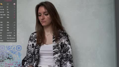 Snapshot of maiabarthe chatting on 04/01/26, 01:41 M I A online show from 04/01/26, 01:41