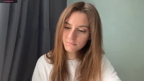 Snapshot of maiabarthe chatting on 04/28/26, 10:31 M I A online show from 04/28/26, 10:31