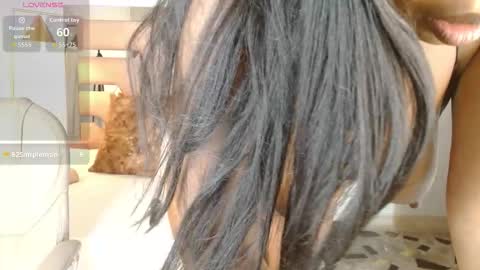 Maia Charris online show from 11/06/25, 08:32